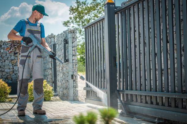 Best Gas Station Cleaning  in West Little River, FL